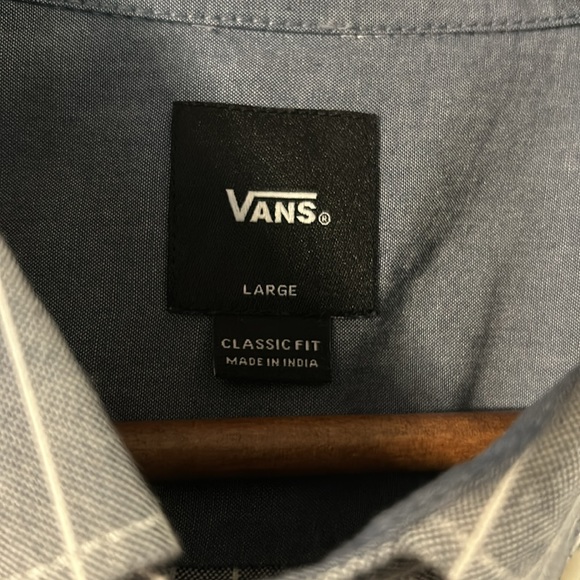 Vans short sleeve button down - Picture 3 of 3